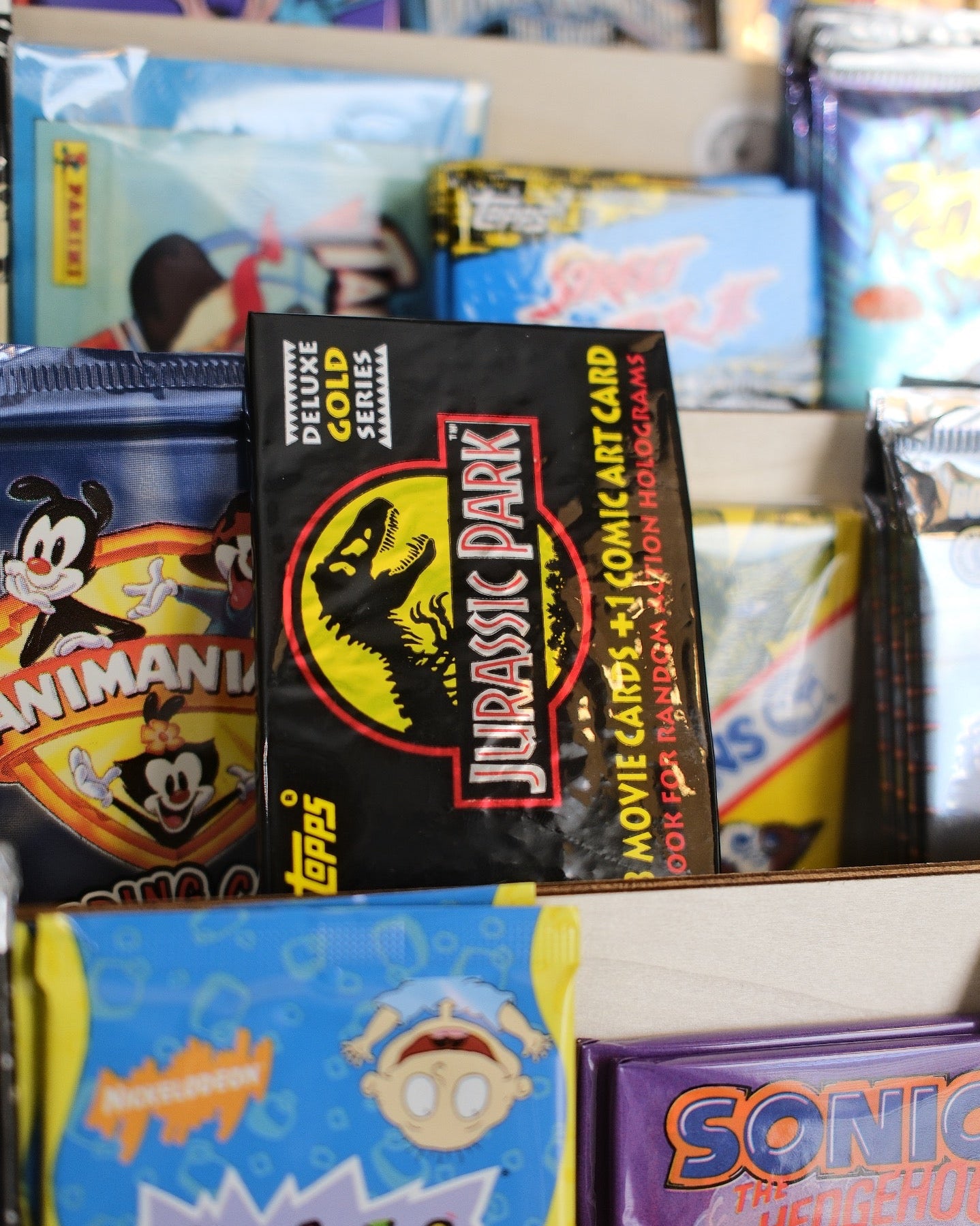 Jurassic Park | Deluxe Gold Series | Topps | 1993 | Rare Cello Pack Trading Cards